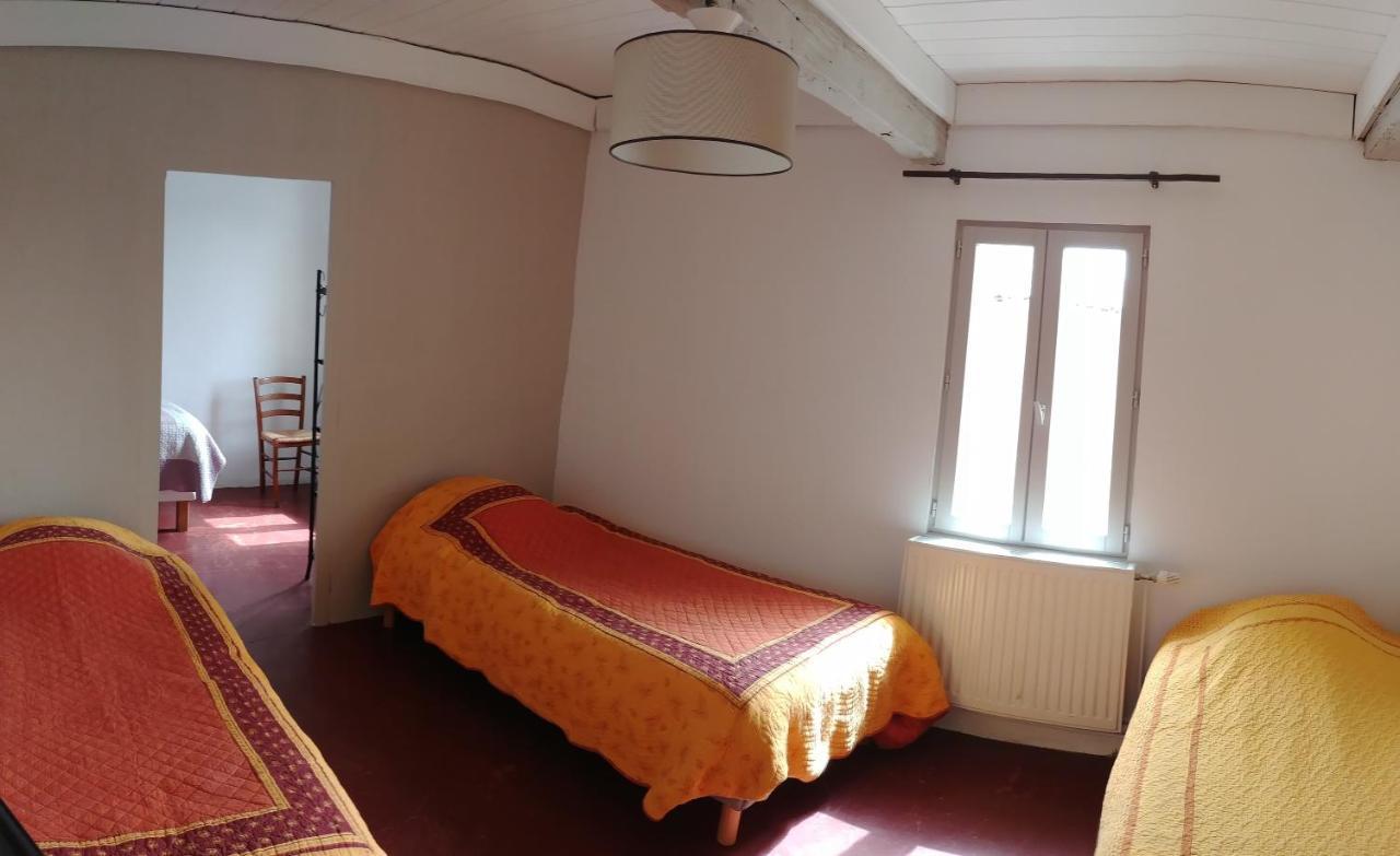 Gîte Pilpoil Sault-de-Vaucluse Cameră foto